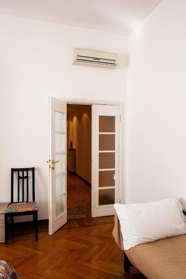Central Apartment Milánó Kültér fotó