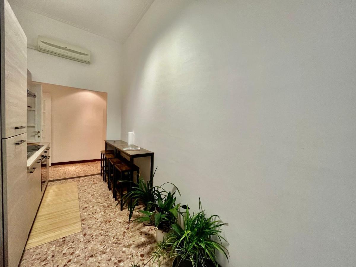 Central Apartment Milánó Kültér fotó